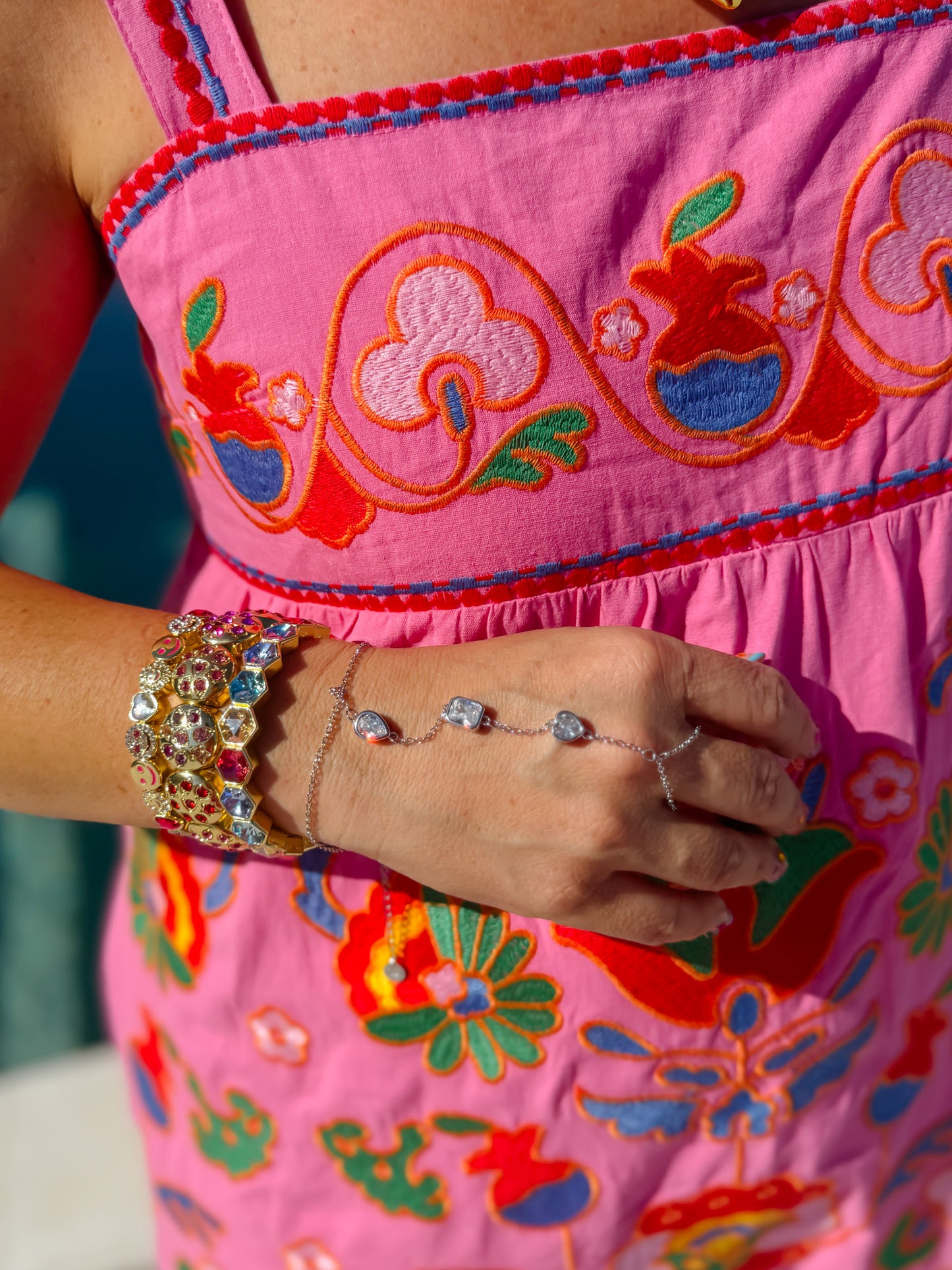 Modern bangle bracelet, Stylish minimalist bracelet, Sleek contemporary bangle, Polished chic bracelet, Clean modern bangle, Elegant simple bracelet, Smooth stylish bangle, Classic modern bracelet, Trendy sleek bangle, Refined minimalist bracelet, Contemporary chic bangle, Versatile modern bracelet