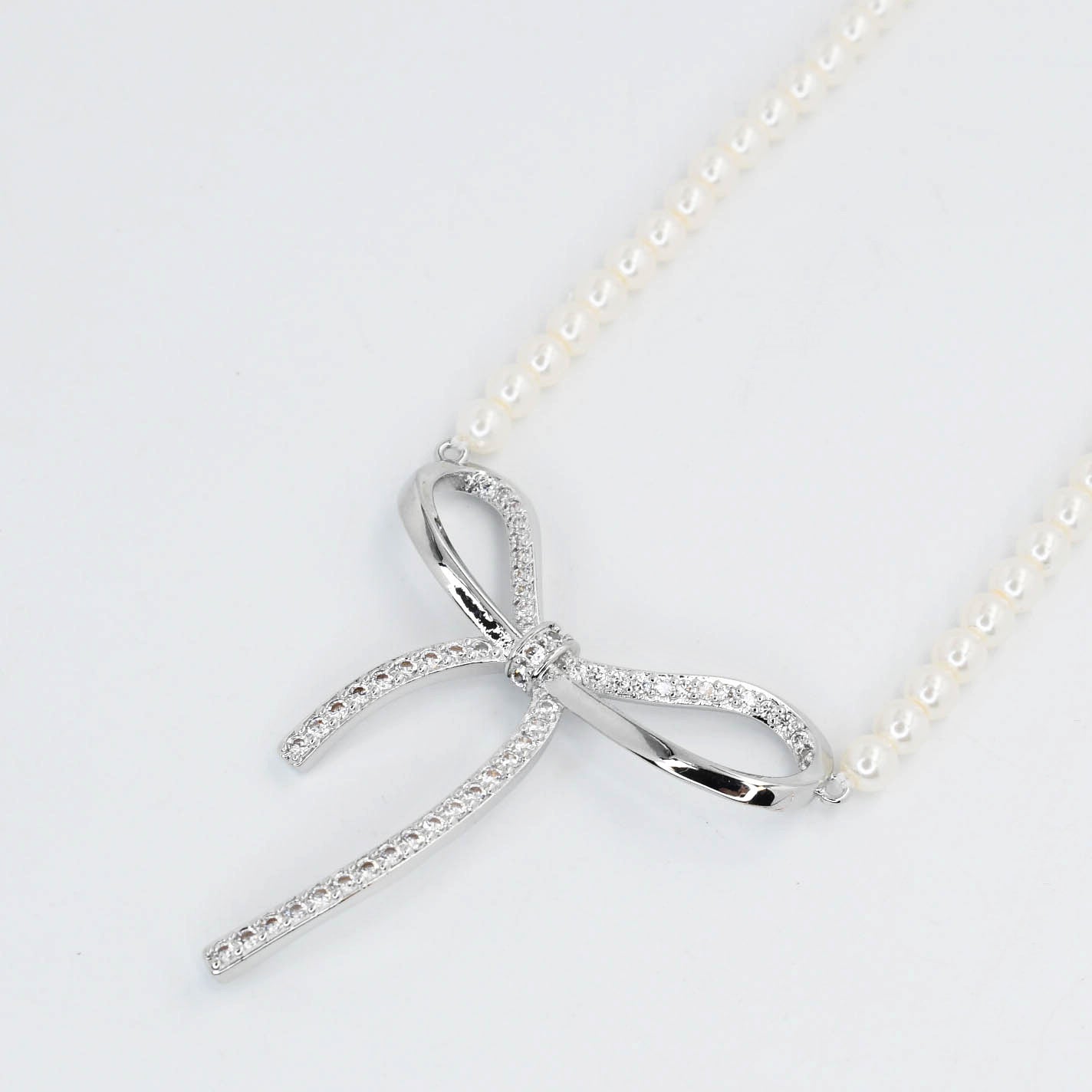 Bow Tie Silver Necklace k5