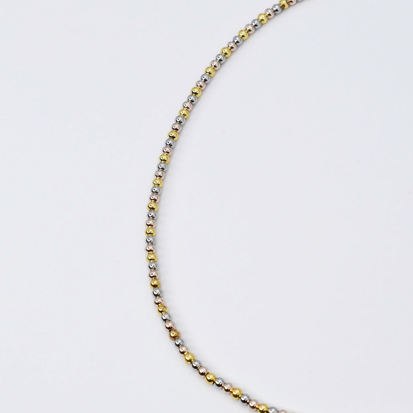 Dainty Metals Beads Necklace