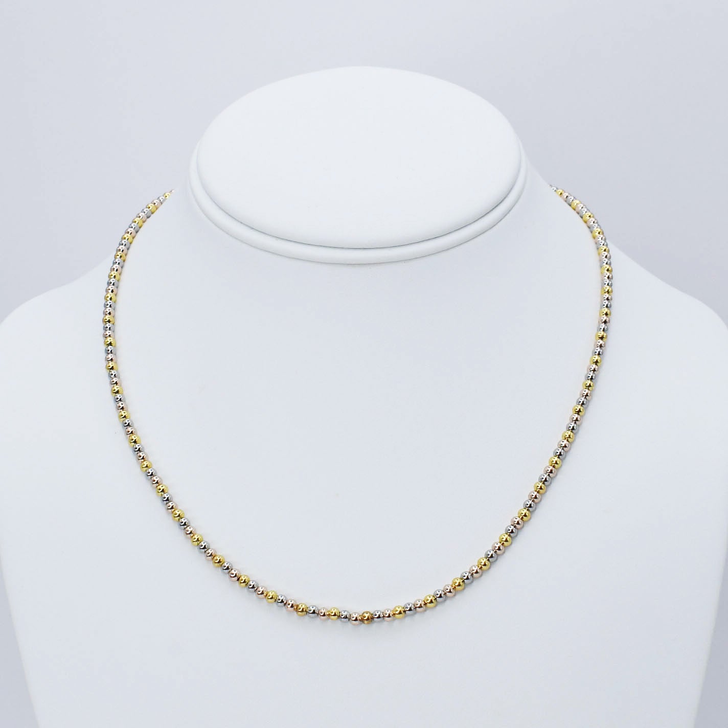 Dainty Metals Beads Necklace