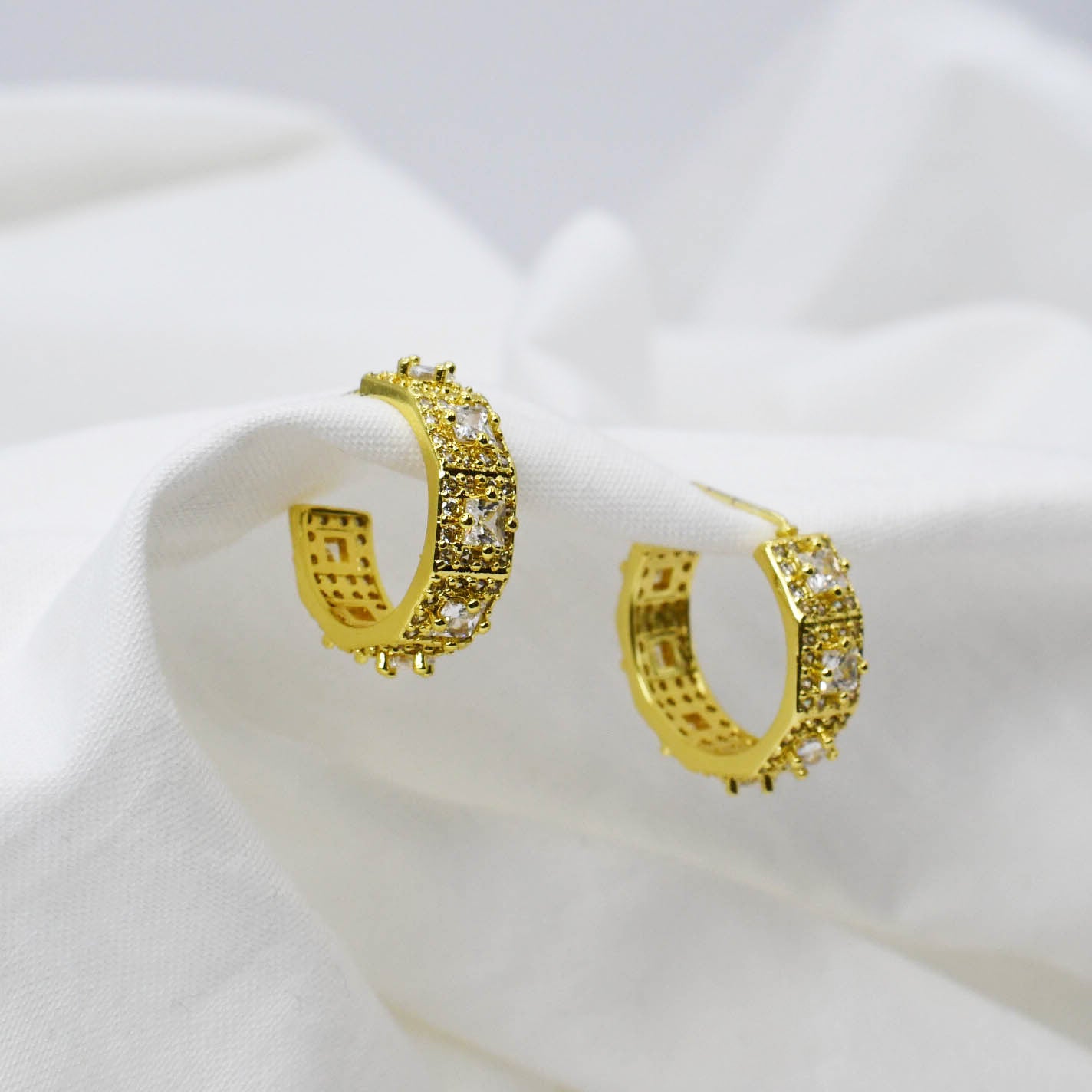Jewel Harmony Gold Hoop A26