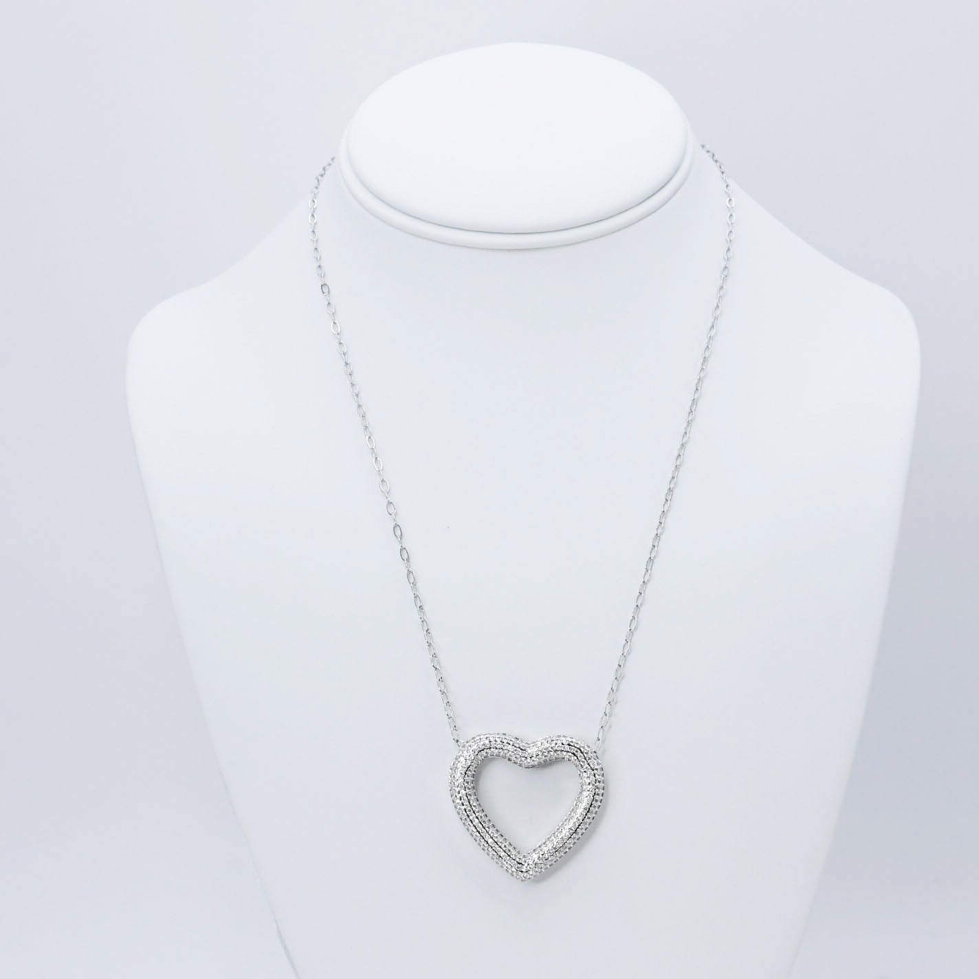Heart OutlineSilver Necklace