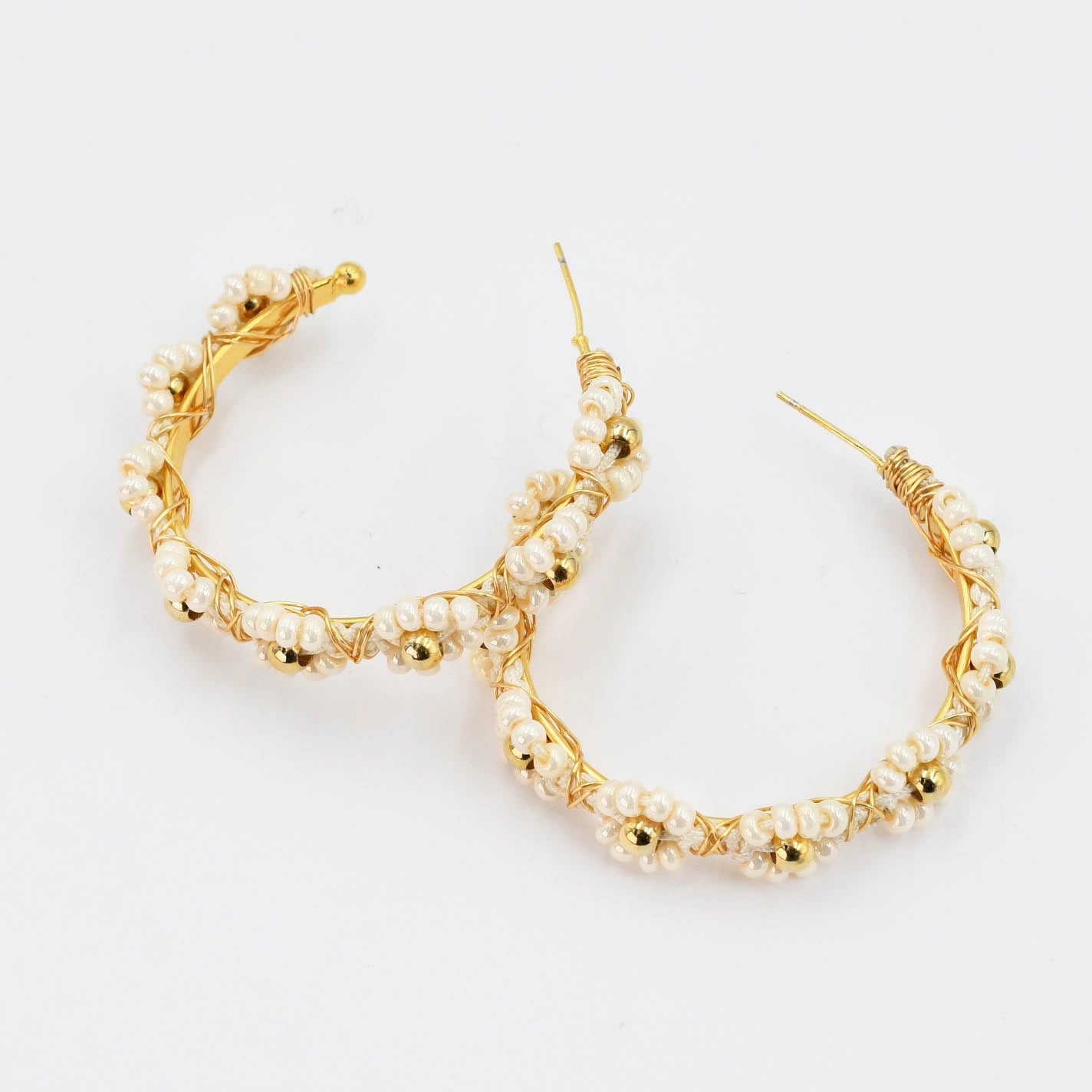 Daisy Chain Hoop Nude A29