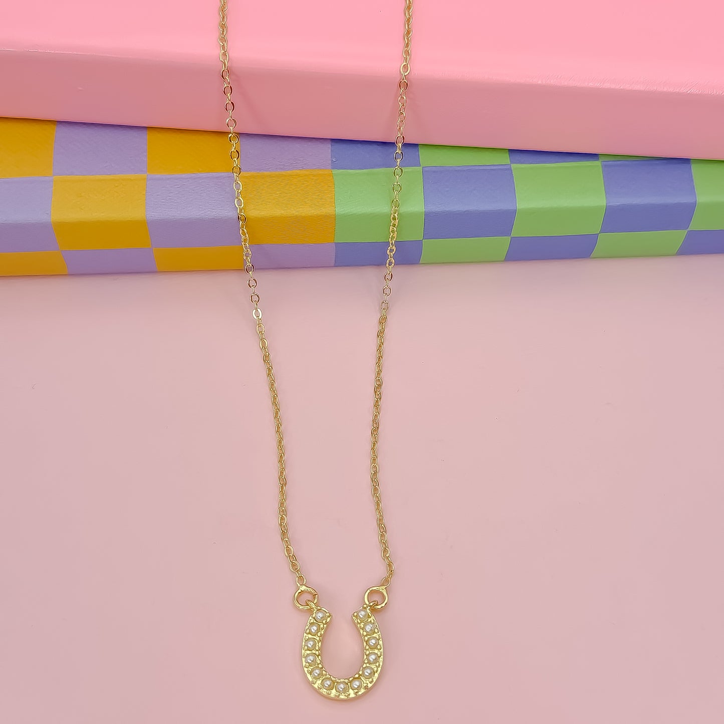 Lucky horseshoe pearl Necklace