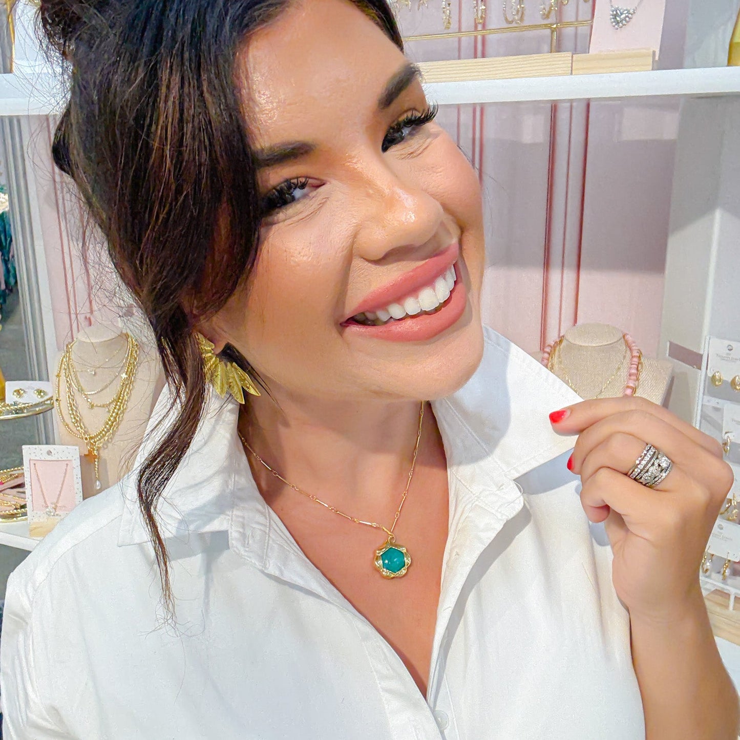 Turquoise Petal Kiss Necklace