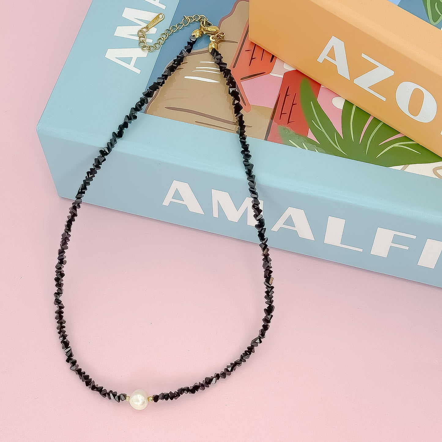 Single Glam Pearl Necklace