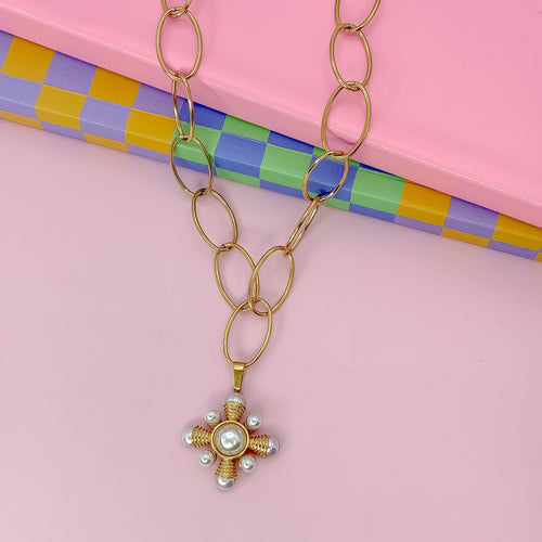 Sitting Pretty Gold Necklace