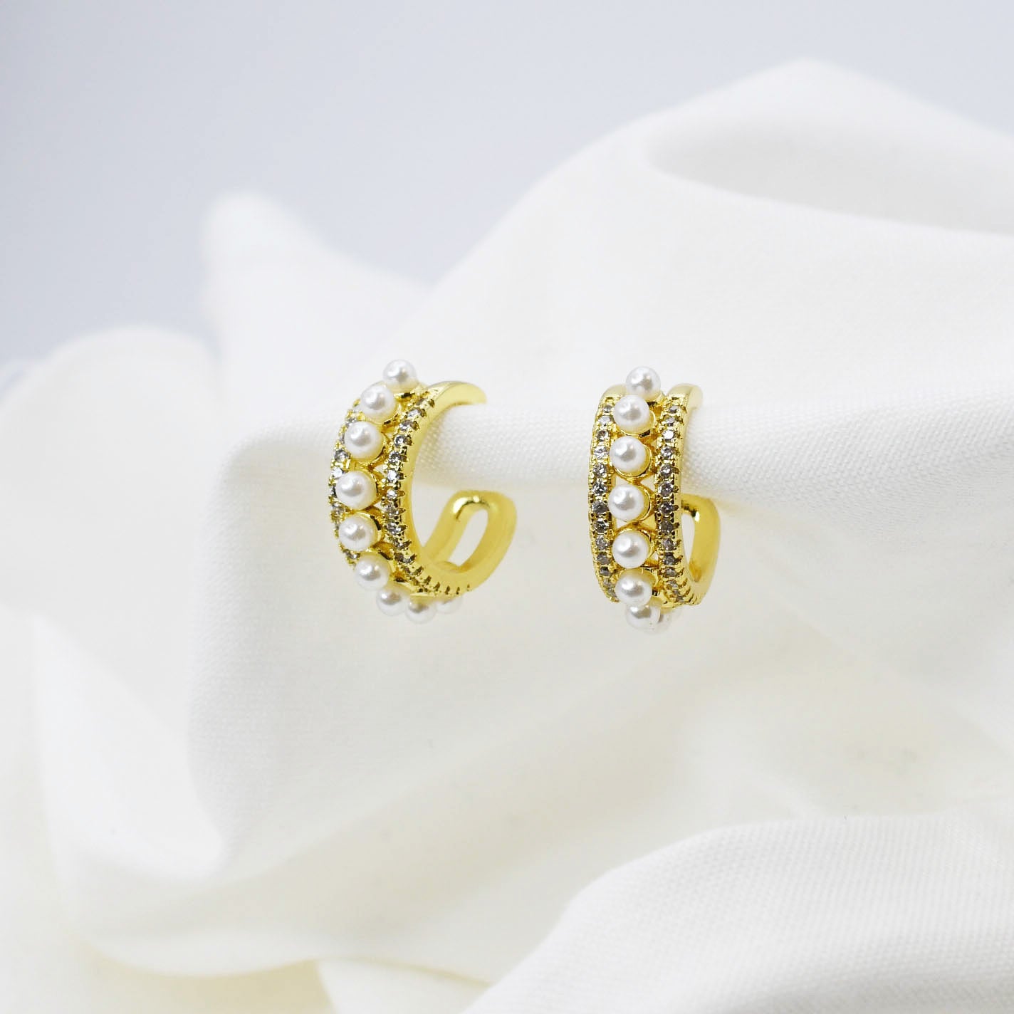 Pearly Gold Cuff
