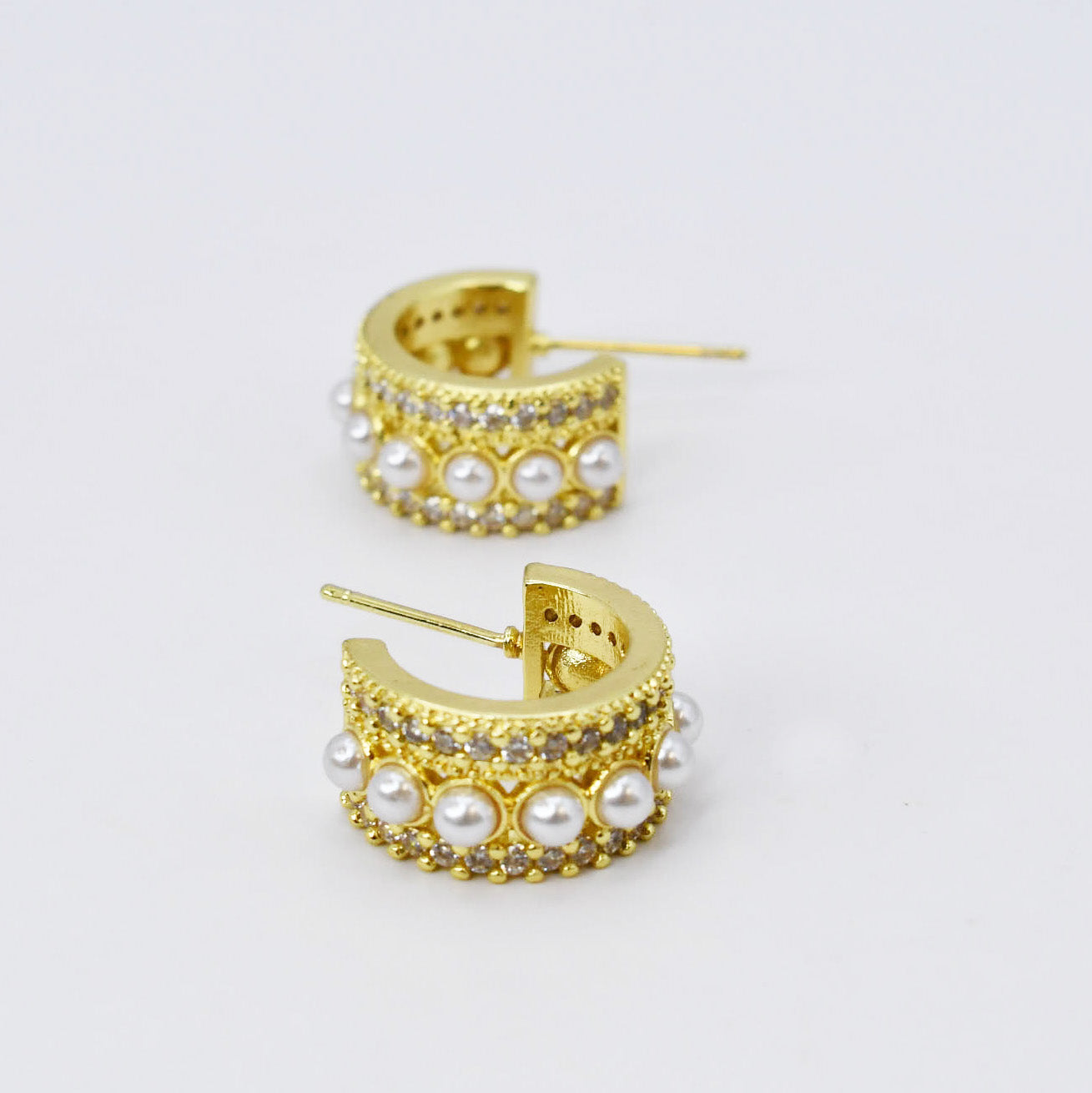 Pearly Glam Huggies