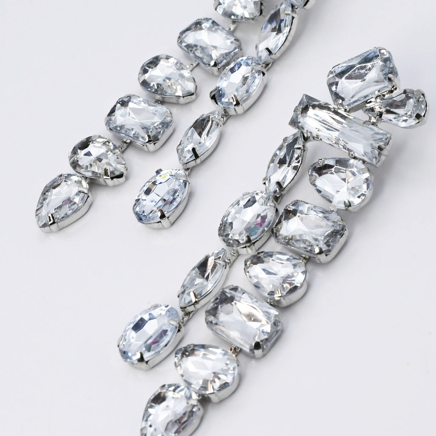 Silver Gemstone Rain Drop Q8