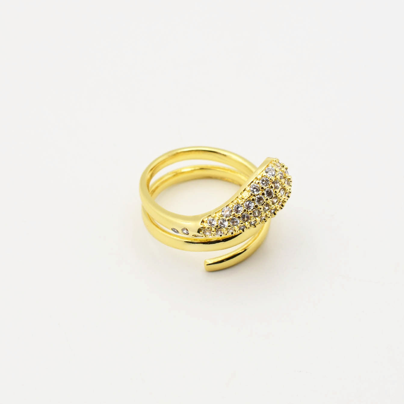 Gold Twisted Teardrop Ring O35