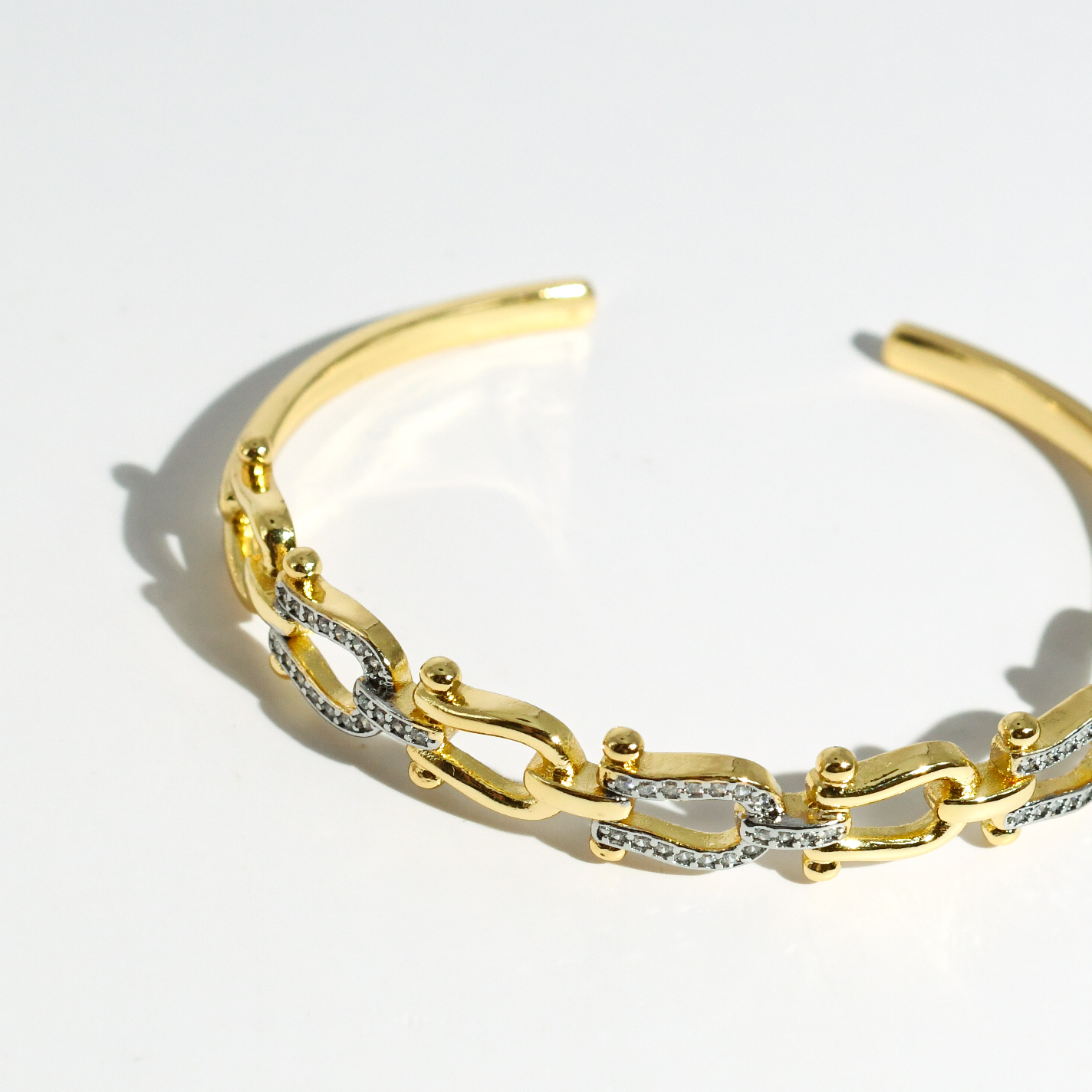 Modern bangle bracelet, Stylish minimalist bracelet, Sleek contemporary bangle, Polished chic bracelet, Clean modern bangle, Elegant simple bracelet, Smooth stylish bangle, Classic modern bracelet, Trendy sleek bangle, Refined minimalist bracelet, Contemporary chic bangle, Versatile modern bracelet