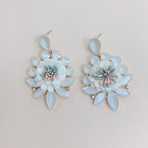 White crystal daisy D38
