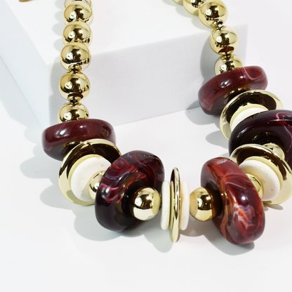 Amber Avenue Burgundy Necklace
