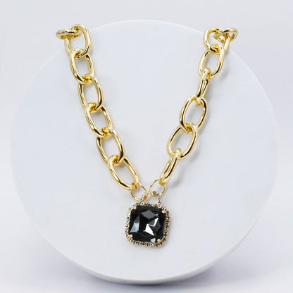 Black Glamour Chunk Necklace Gold