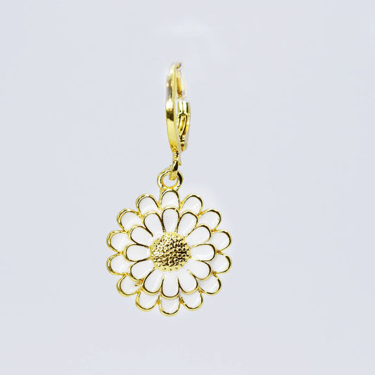 Daisy Flower Charm
