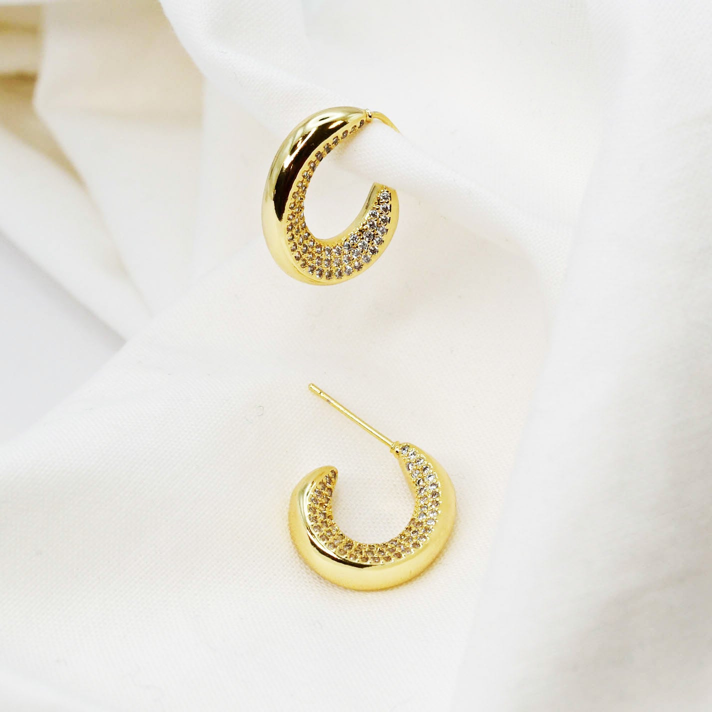 Eternal Sparkle Hoop M4