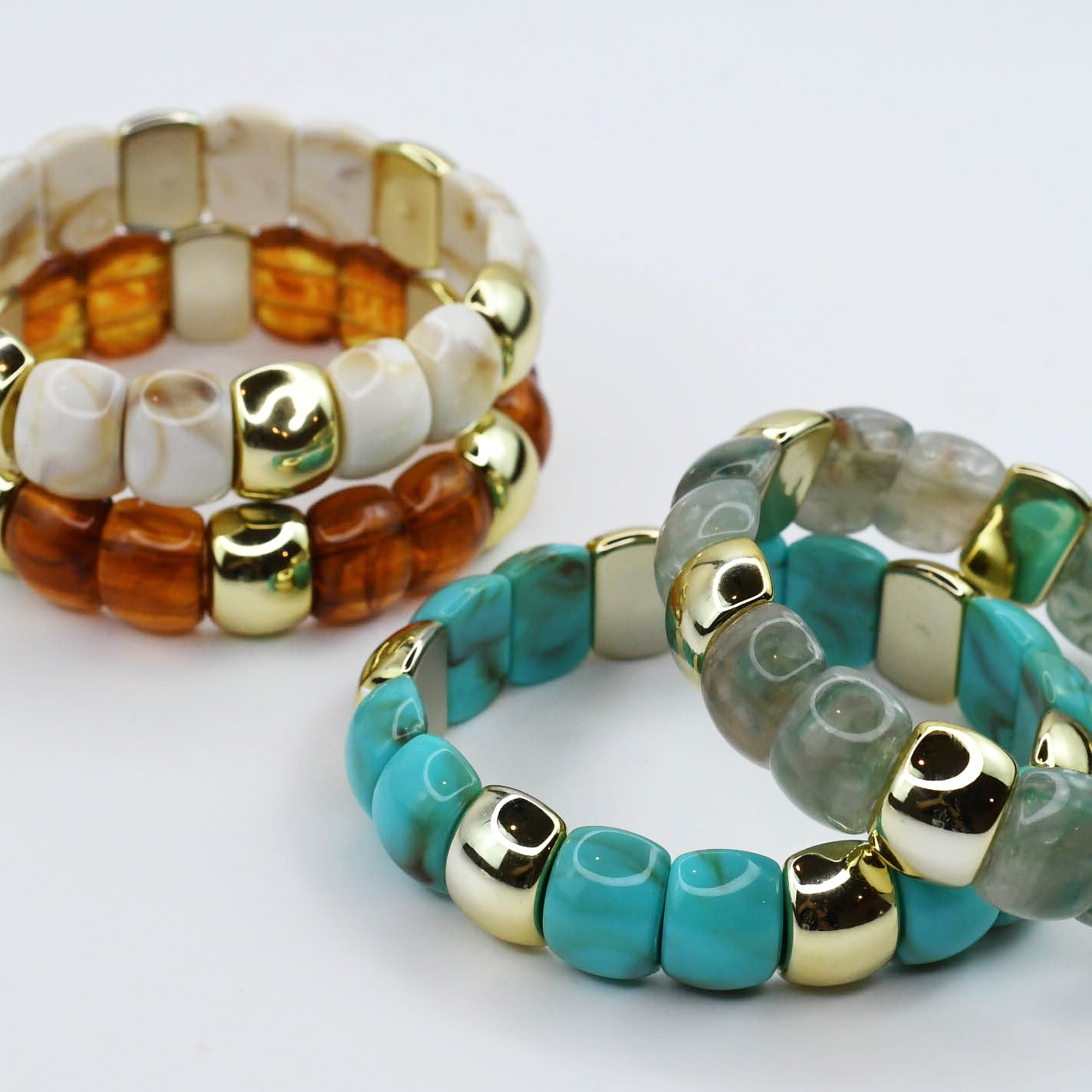 colorful gemstone jewelry, beaded fashion bracelet, gold or silver tone accessory, handcrafted beaded piece, trendy boho chic jewelry, vibrant statement wristwear, artisan handmade design, everyday stackable accessory, fashion jewelry for women, premium jewelry gift idea, boutique style wristwear, elevated modern jewelry