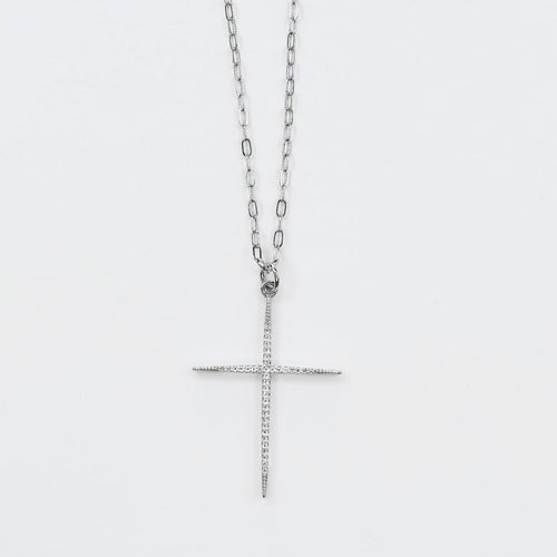 premium silver necklace crafted for everyday wear, offering a dainty handcrafted style with a waterproof, hypoallergenic, tarnish free finish, ideal for minimal modern jewelry lovers, available as wholesale for boutiques,western jewelry