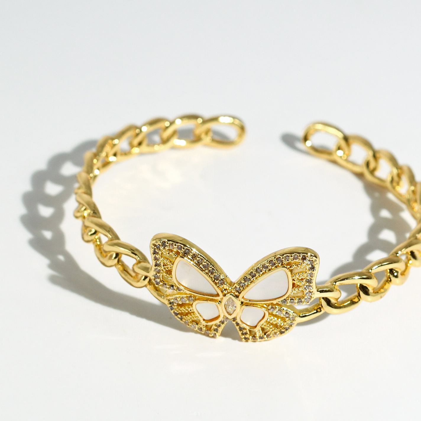 Modern bangle bracelet, Stylish minimalist bracelet, Sleek contemporary bangle, Polished chic bracelet, Clean modern bangle, Elegant simple bracelet, Smooth stylish bangle, Classic modern bracelet, Trendy sleek bangle, Refined minimalist bracelet, Contemporary chic bangle, Versatile modern bracelet