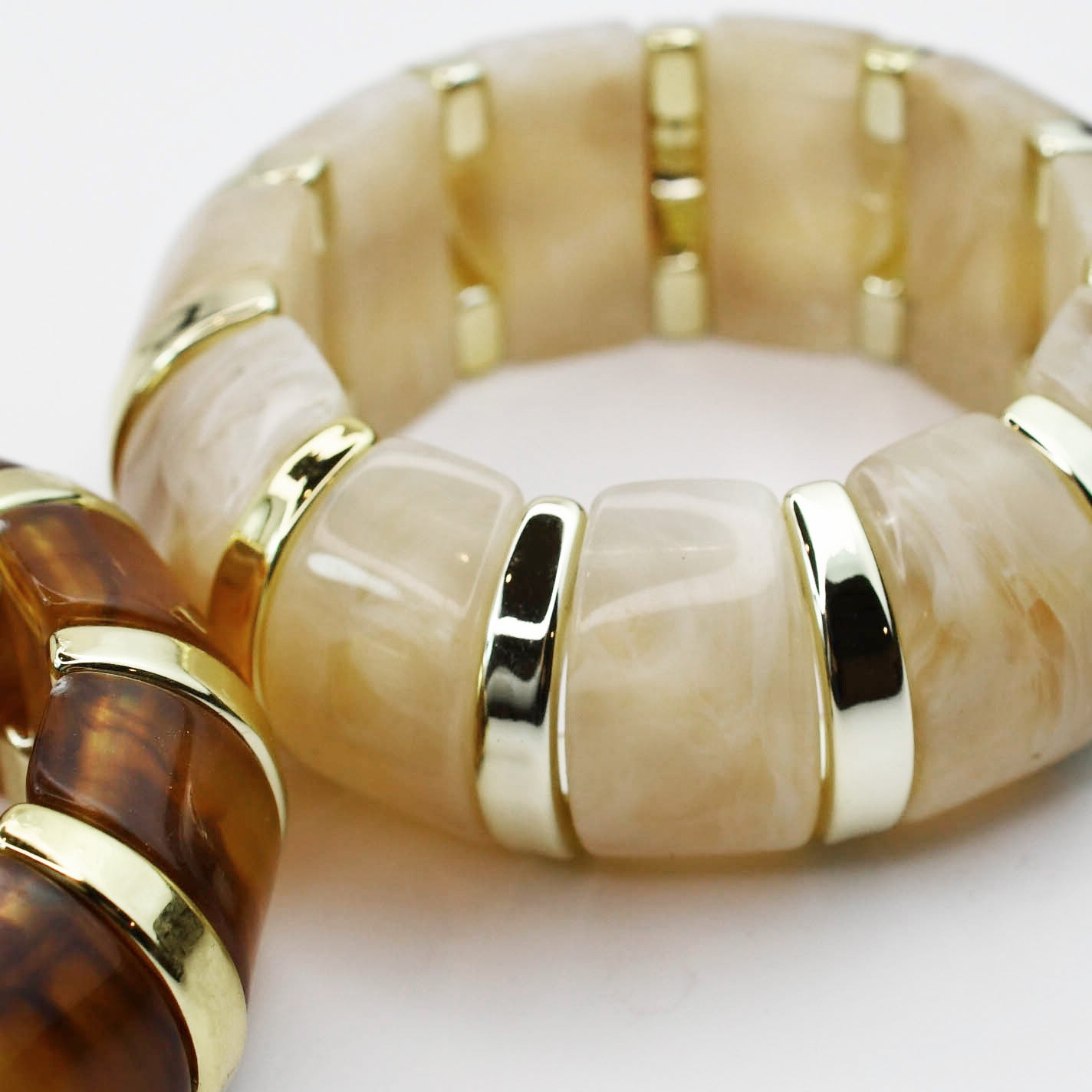 colorful gemstone jewelry, beaded fashion bracelet, gold or silver tone accessory, handcrafted beaded piece, trendy boho chic jewelry, vibrant statement wristwear, artisan handmade design, everyday stackable accessory, fashion jewelry for women, premium jewelry gift idea, boutique style wristwear, elevated modern jewelry