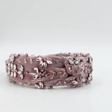 Load image into Gallery viewer, Bejeweled Lavender U71
