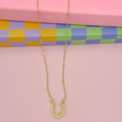 Lucky horseshoe pearl Necklace