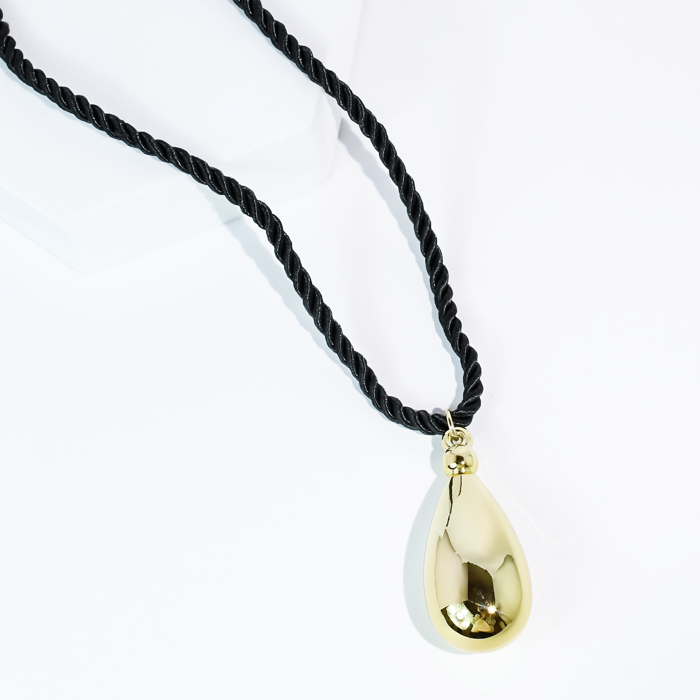 Drip Rope Necklace