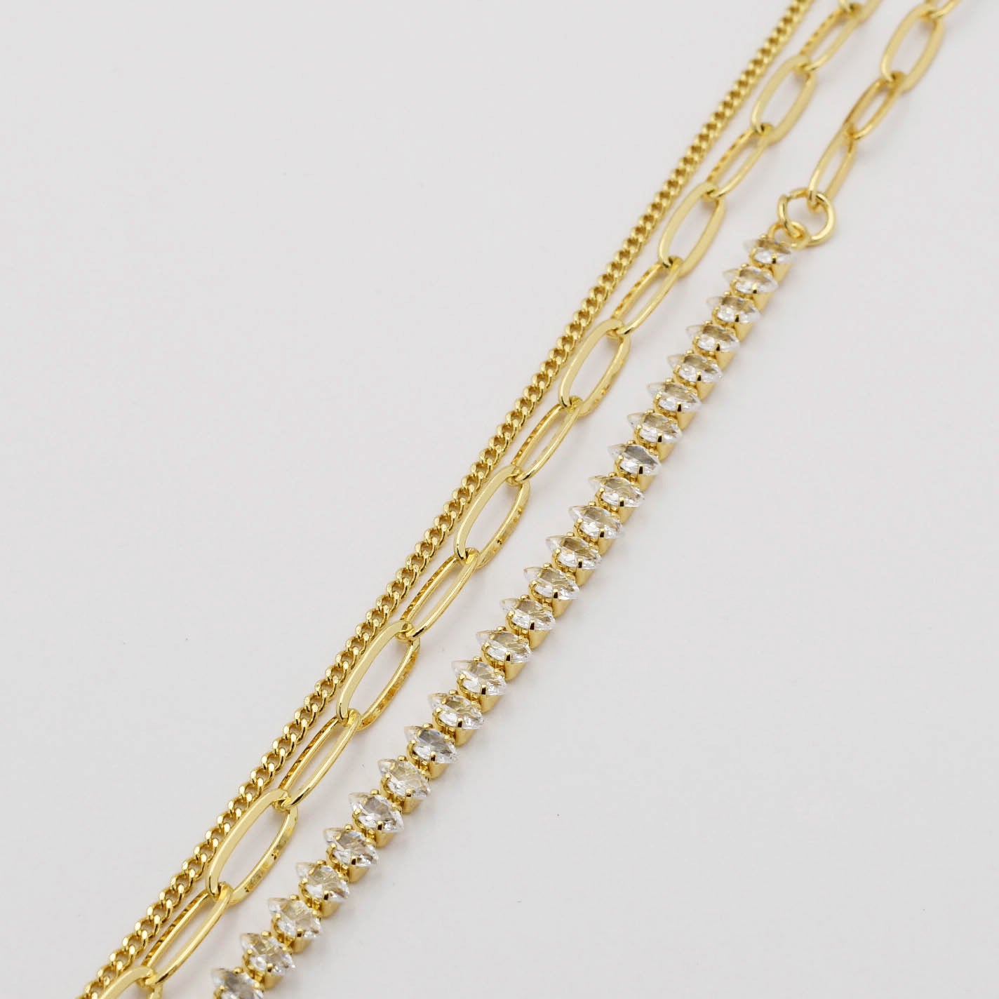 dainty gold necklace, layered design, boutique wholesale, womens accessories, statement piece, trendy style, waterproof, hypoallergenic, tarnish free,pearls