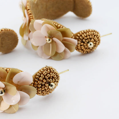 Multi Flower Hoop Rose