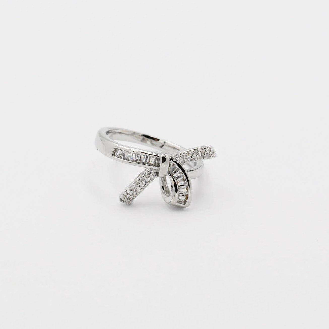 Pave Bow Silver Ring O35