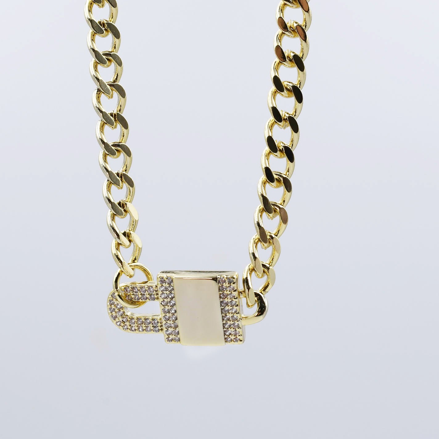Pave Lock Chain Gold