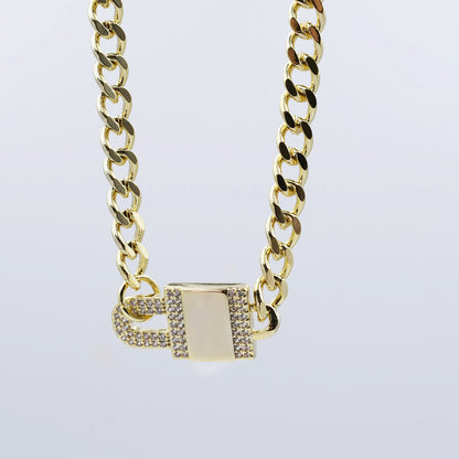 Pave Lock Chain Gold