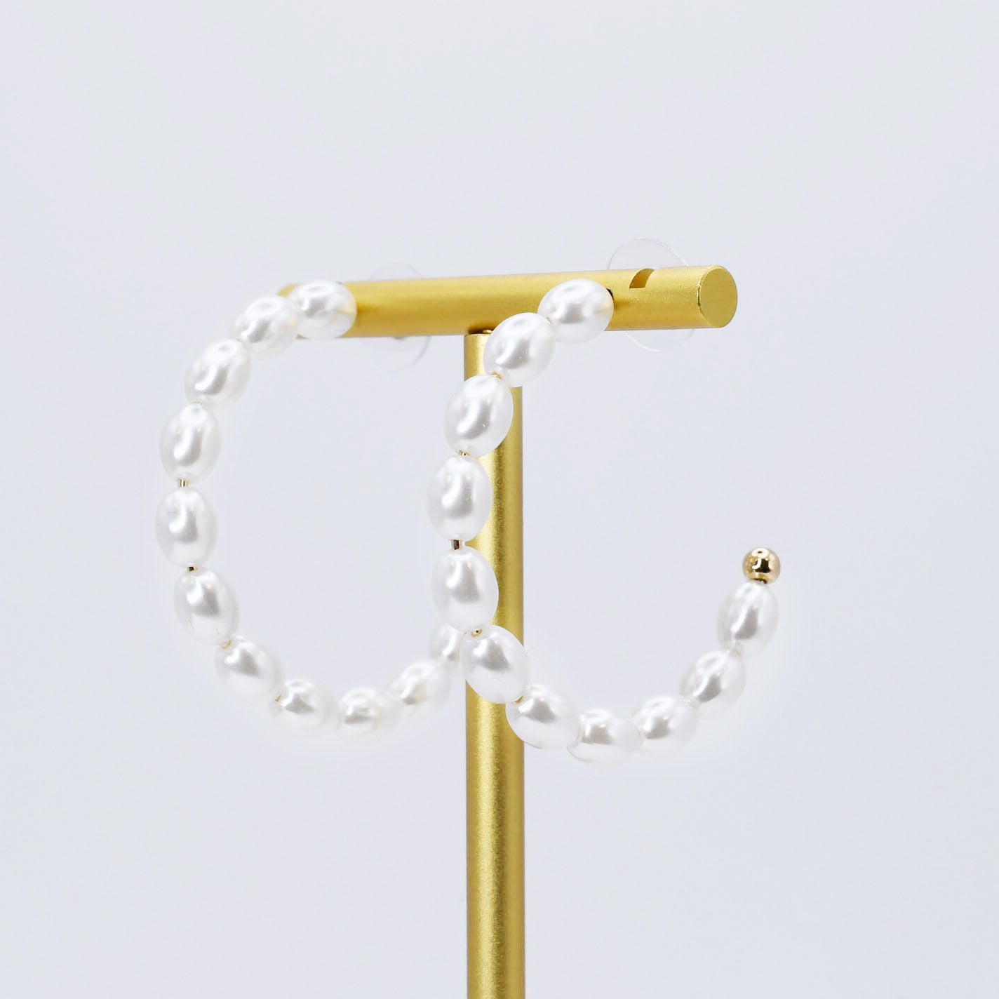 Pearl Chic Hoop