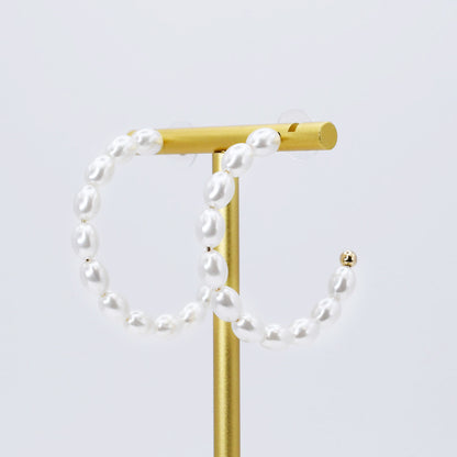 Pearl Chic Hoop