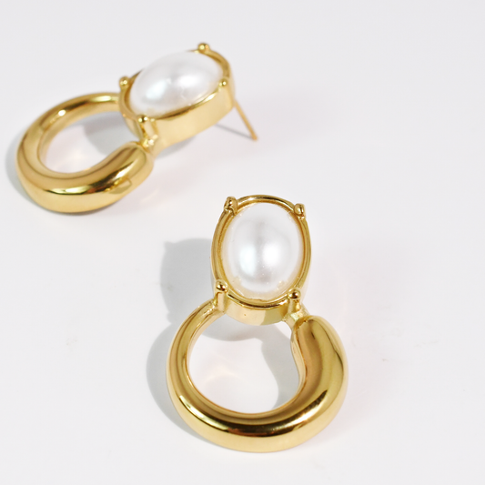 WaterProof Pearly Vintage Stud