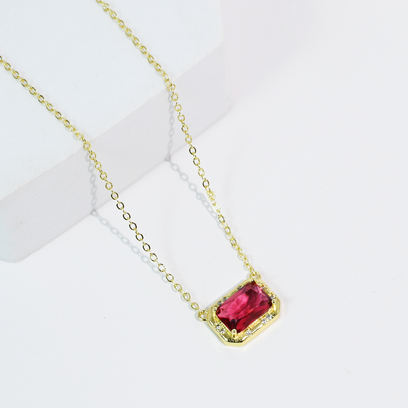 Pretty Gem Necklace