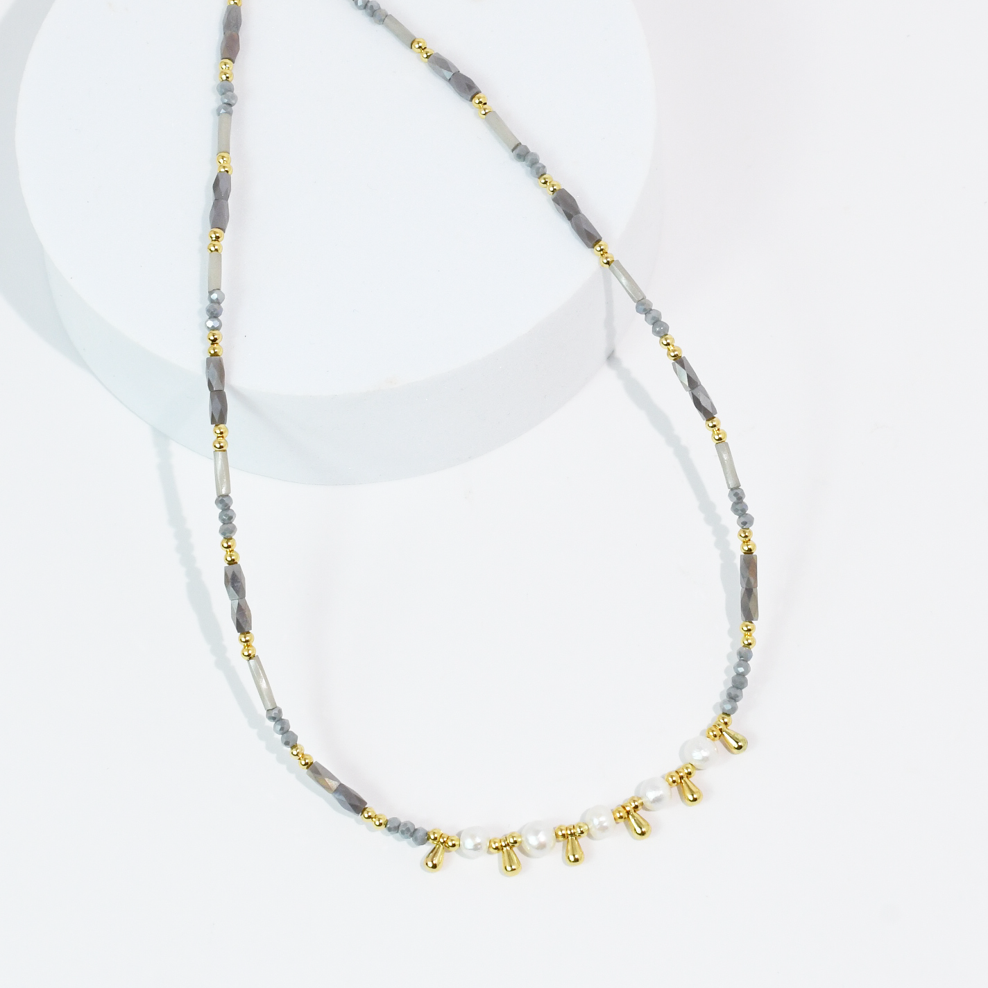 Princess Pearls Beads Necklace