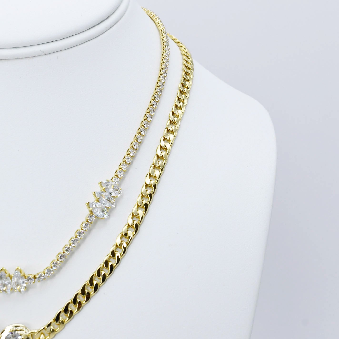 dainty gold necklace, layered design, boutique wholesale, womens accessories, statement piece, trendy style, waterproof, hypoallergenic, tarnish free