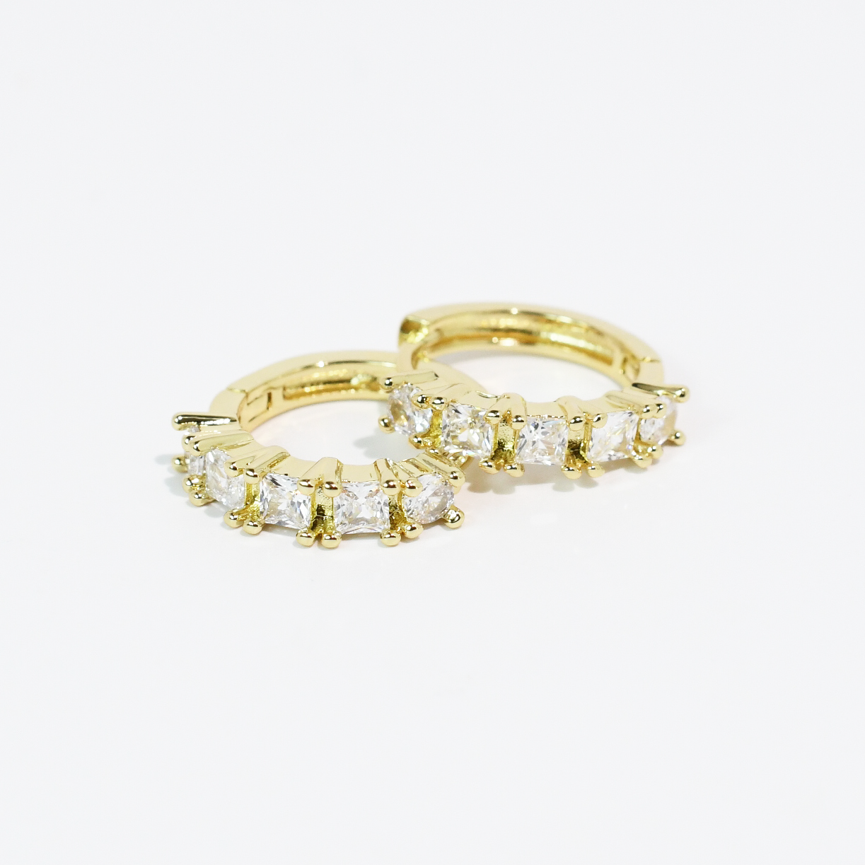 Sparkle Huggies Gold