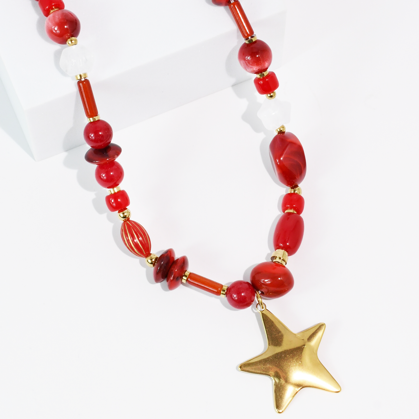 Star Glow Red Necklace