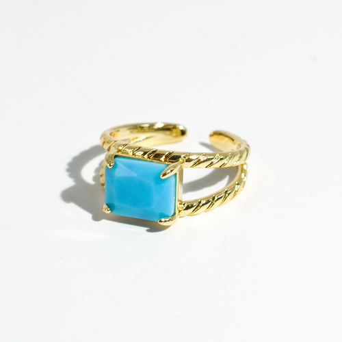 turquoise gemstone gold ring set with faceted stones, waterproof rings, tarnish free jewelry, hypoallergenic rings for sensitive skin, 24k gold dainty rings, handcrafted gemstone rings, boutique wholesale rings, trendy gold jewelry, high quality jewelry gifts