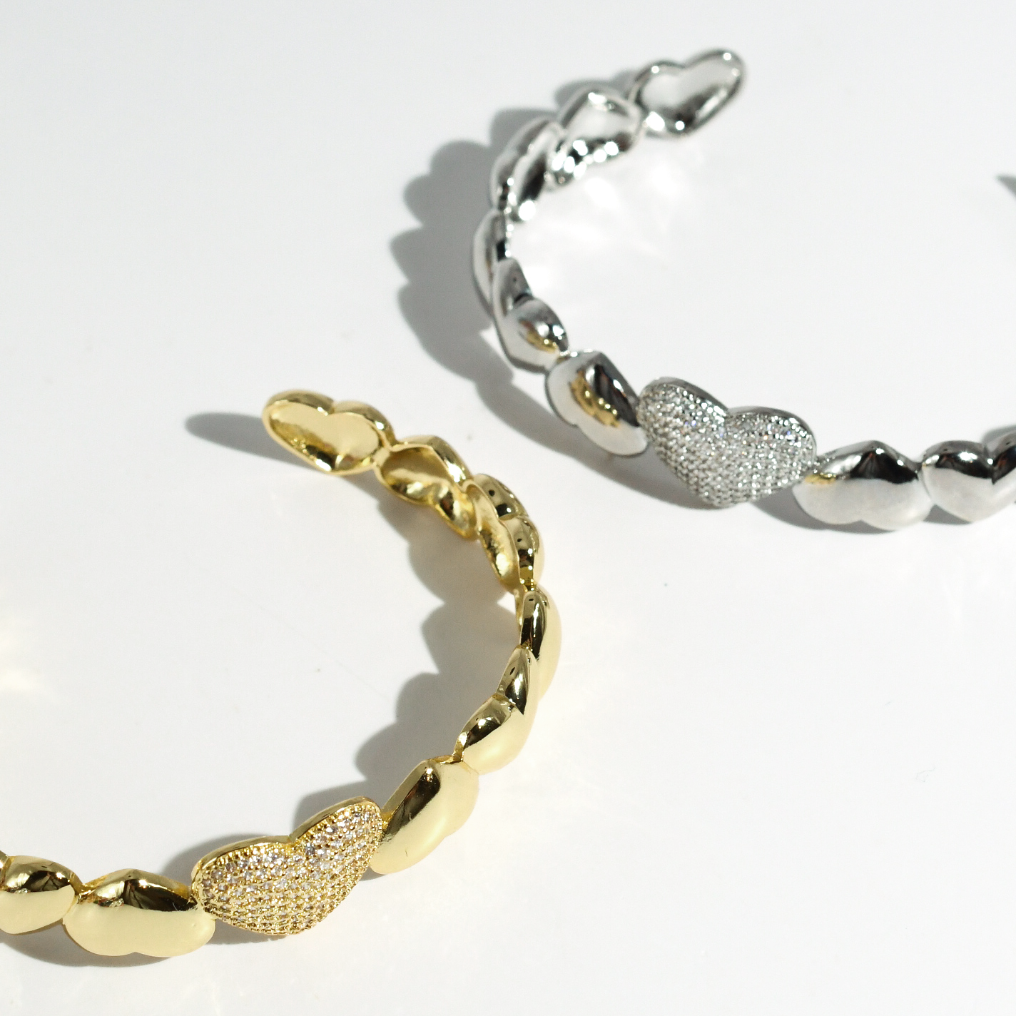 Modern bangle bracelet, Stylish minimalist bracelet, Sleek contemporary bangle, Polished chic bracelet, Clean modern bangle, Elegant simple bracelet, Smooth stylish bangle, Classic modern bracelet, Trendy sleek bangle, Refined minimalist bracelet, Contemporary chic bangle, Versatile modern bracelet