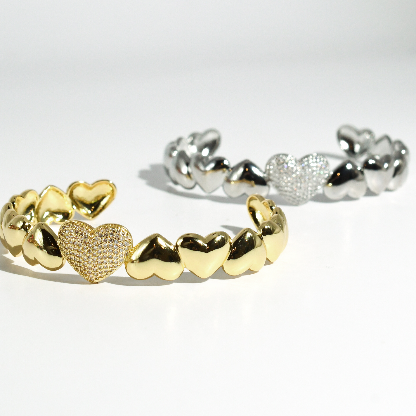 Modern bangle bracelet, Stylish minimalist bracelet, Sleek contemporary bangle, Polished chic bracelet, Clean modern bangle, Elegant simple bracelet, Smooth stylish bangle, Classic modern bracelet, Trendy sleek bangle, Refined minimalist bracelet, Contemporary chic bangle, Versatile modern bracelet